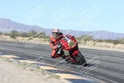 media/Dec-04-2025-Racers Edge (Thu) [[5ebc9f124d]]/3-B Group/3-Session 2 (Turn 7 Inside)/